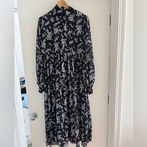 Elliatt - Avant Floral Midi Dress